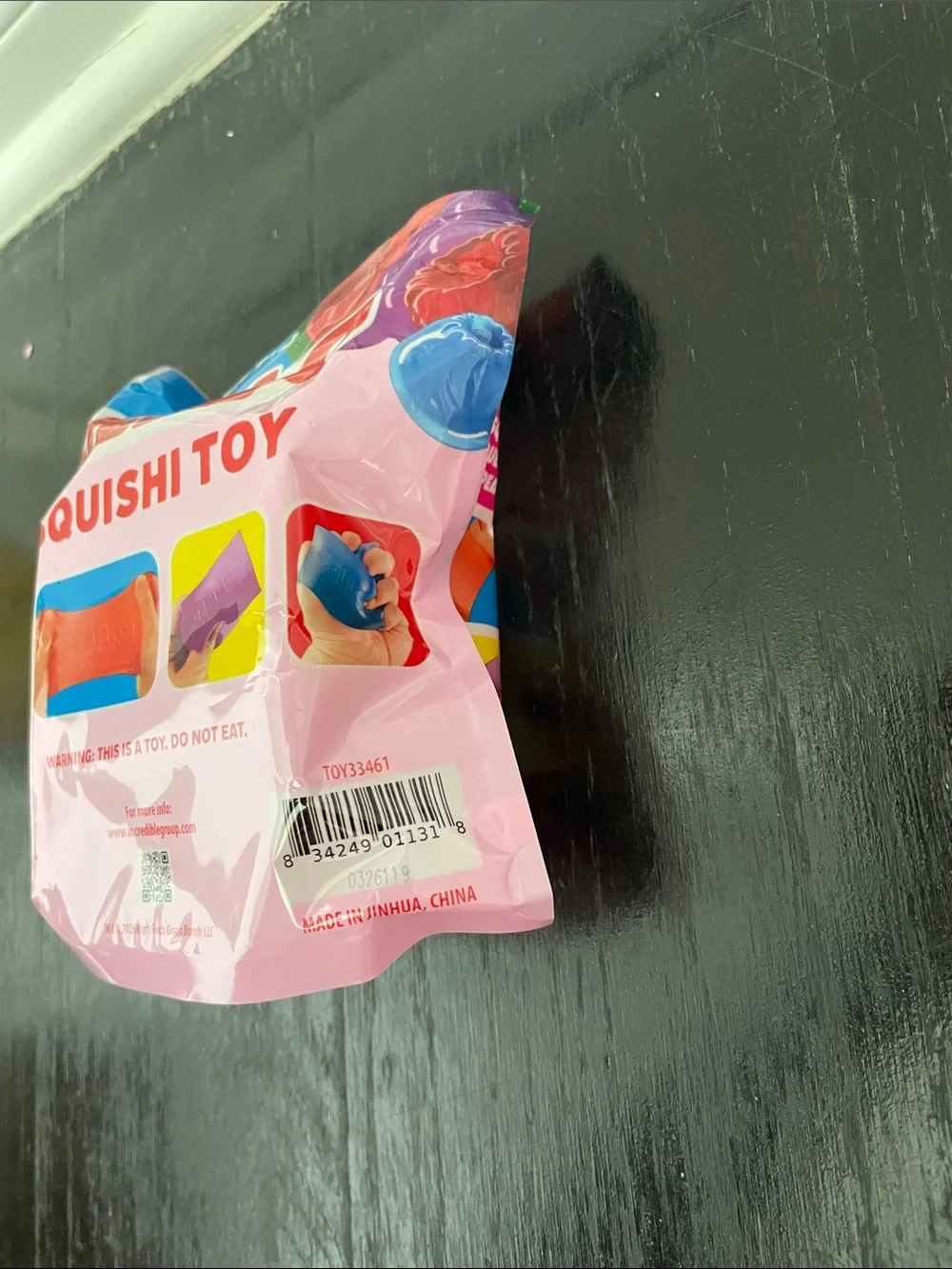 Jell-O Squishi Jiggle Cube - Red